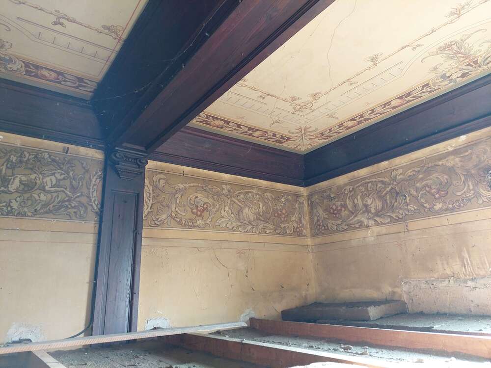 Thumbnail-Haus zum Kaufen in Salzatal OT Fienstedt 150.000,00 € 350 m²