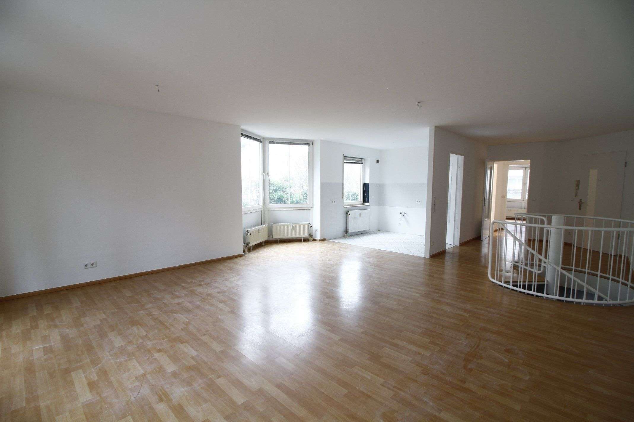 Thumbnail-Wohnung zum Mieten in Berlin 1.182,00 € 126.03 m²