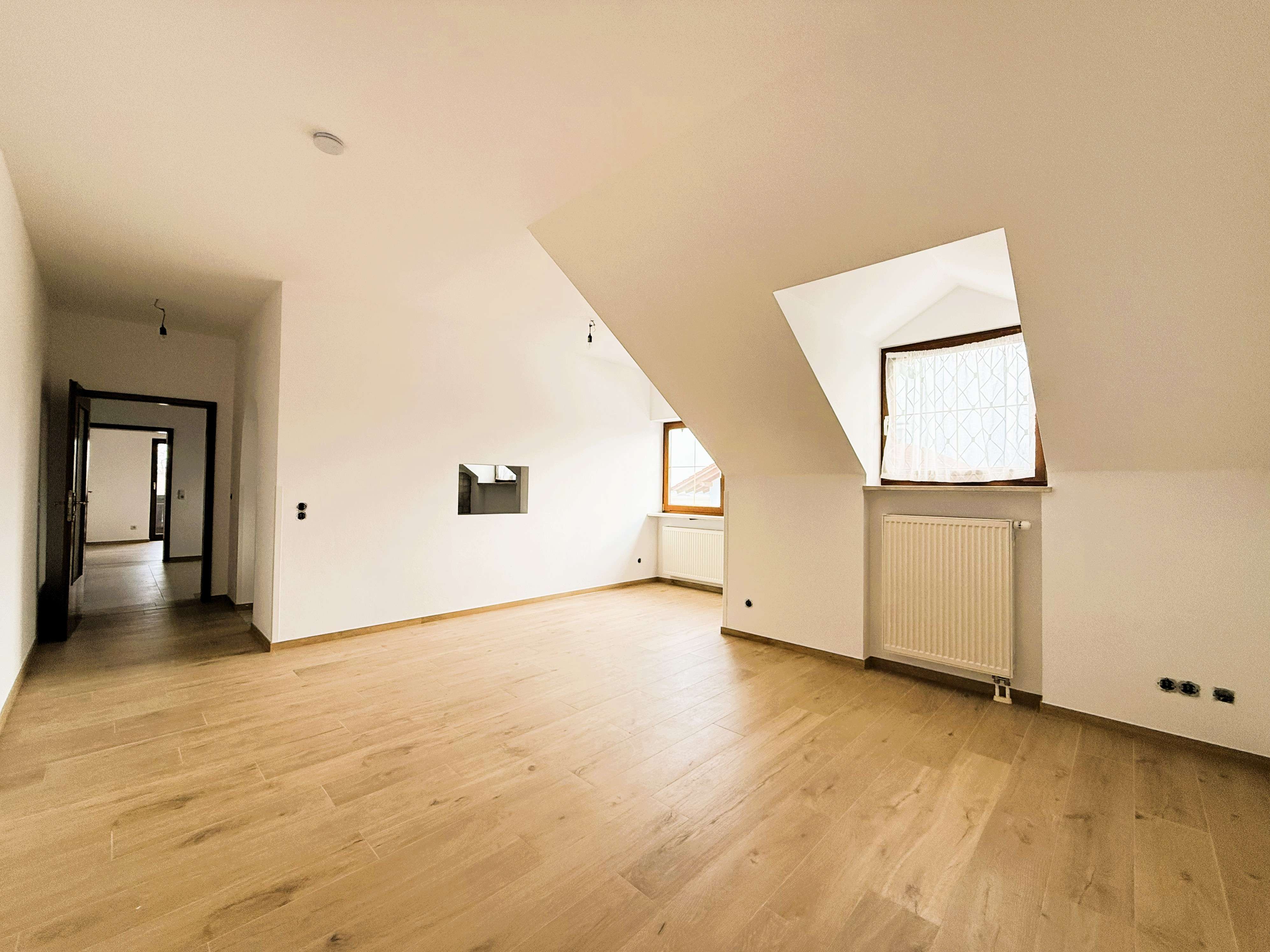 Thumbnail-Wohnung zum Mieten in Bruckmühl 1.250,00 € 91 m²