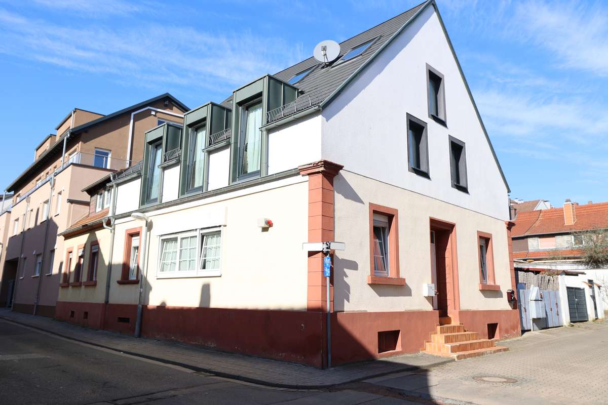 Thumbnail-Haus zum Kaufen in Kaiserslautern 489.000,00 € 192.77 m²