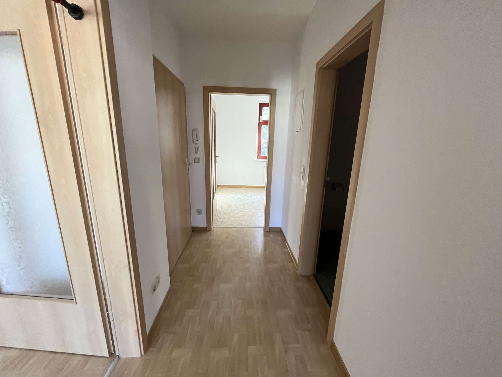 Thumbnail-Wohnung zum Mieten in Hainichen 303,00 € 46 m²