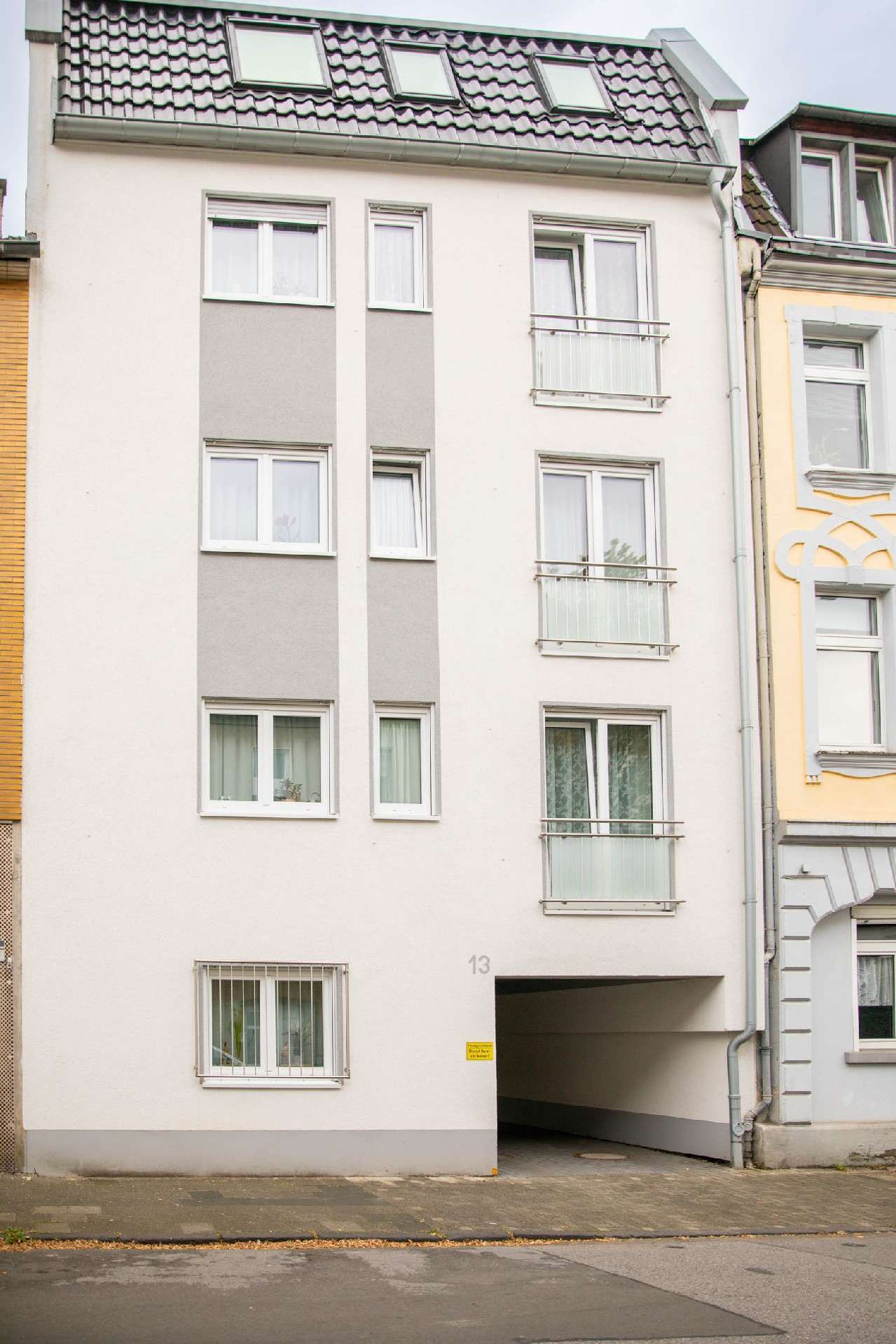 Thumbnail-Haus zum Kaufen in Hilden 990.000,00 € 235.64 m²