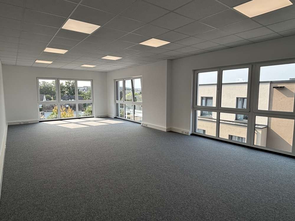 Thumbnail-Büro in Nastätten 4.019,00 € 383.04 m²