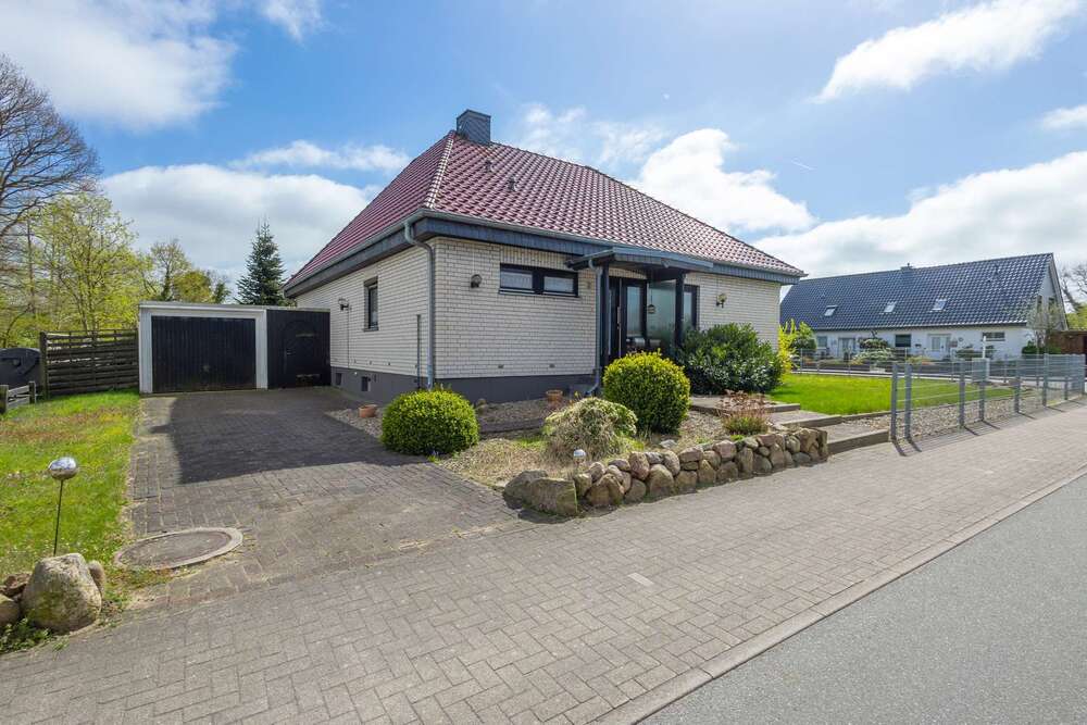 Thumbnail-Haus zum Kaufen in Hohn 268.000,00 € 113.36 m²