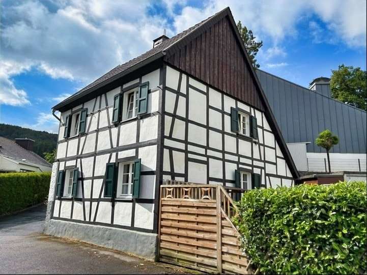 Thumbnail-Haus zum Kaufen in Hagen 189.000,00 € 79.05 m²