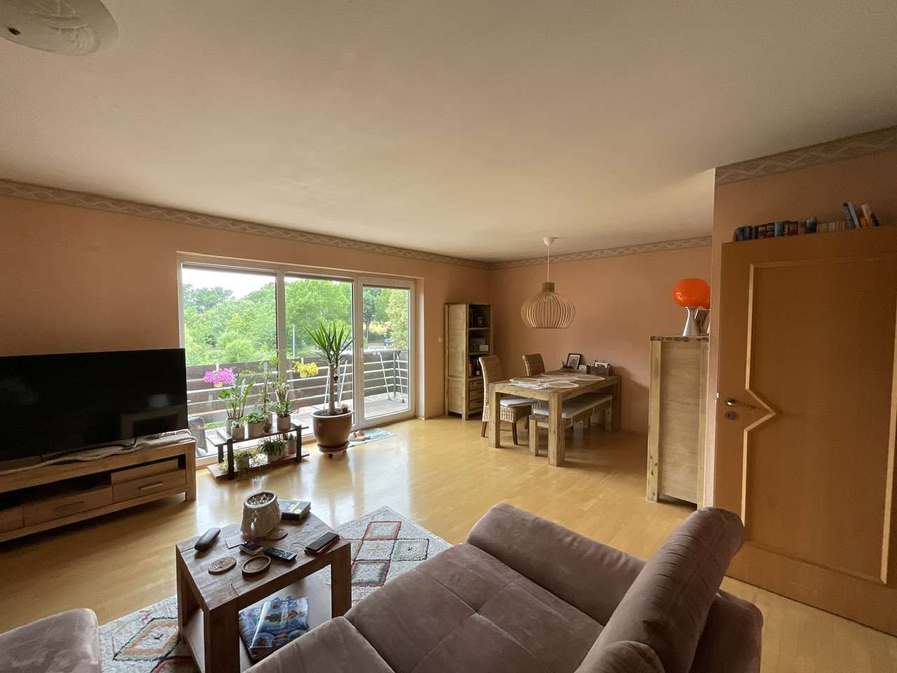 Thumbnail-Wohnung zum Kaufen in Burgdorf 220.000,00 € 81 m²