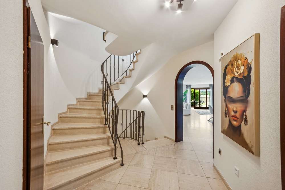 Thumbnail-Haus zum Kaufen in Rodgau 698.000,00 € 238 m²