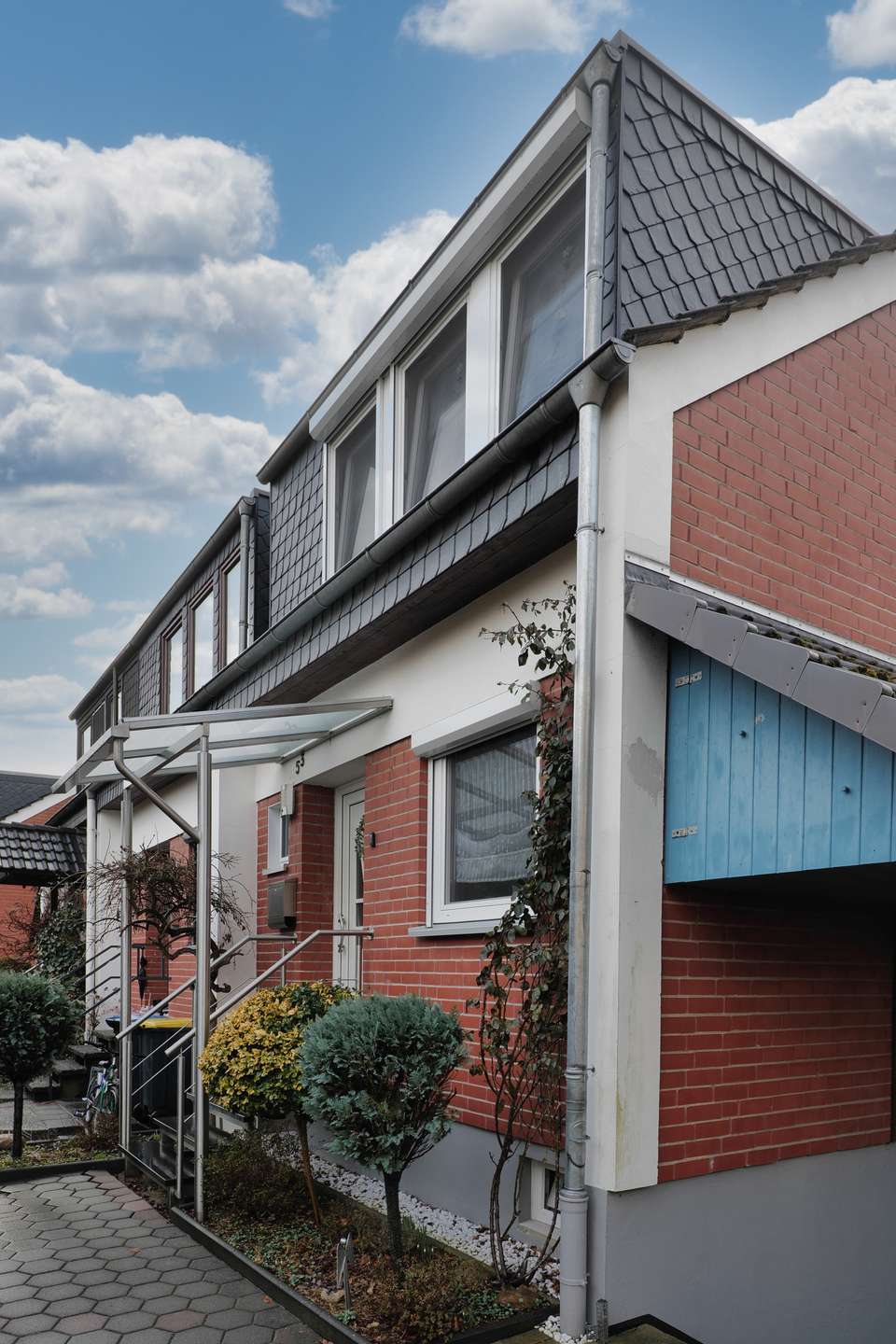 Thumbnail-Haus zum Kaufen in Hambühren 239.000,00 € 100 m²