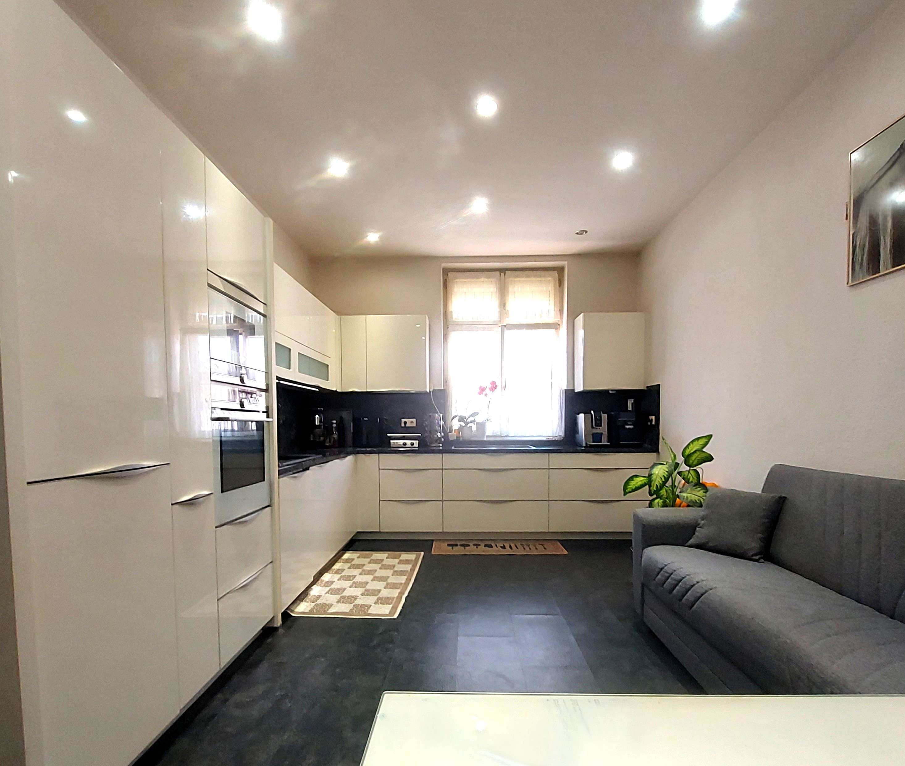 Thumbnail-Wohnung zum Kaufen in Ingolstadt 350.000,00 € 148 m²