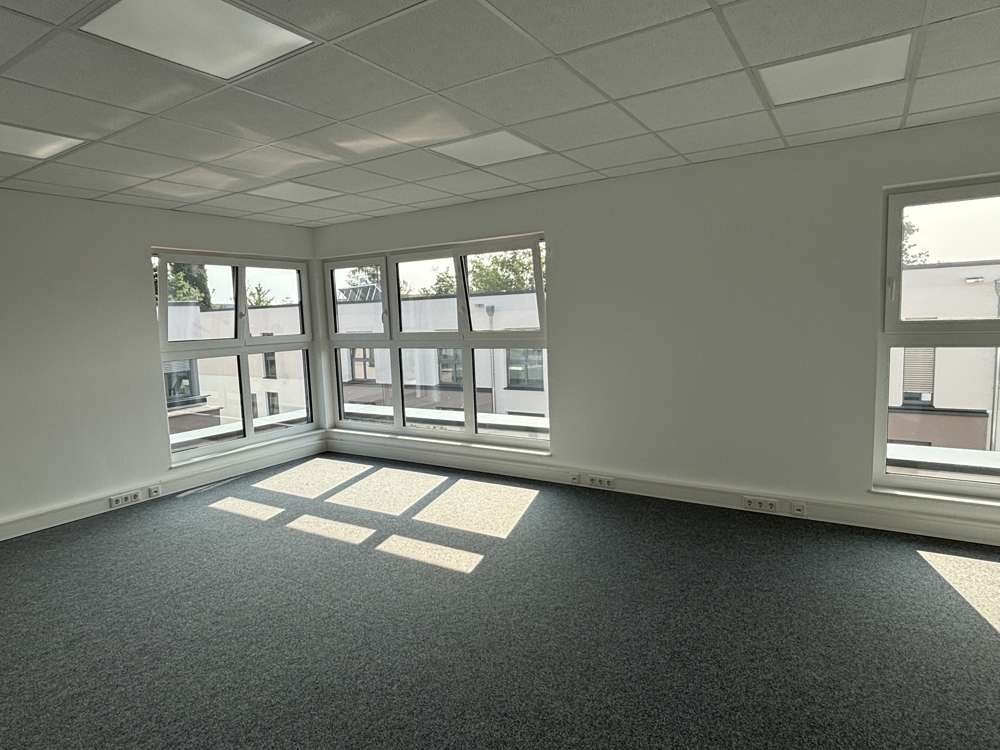 Thumbnail-Büro in Nastätten 1.489,00 € 135.37 m²