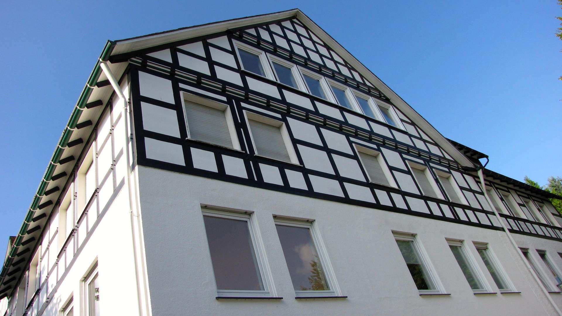 Thumbnail-Wohnung zum Mieten in Grafschaft, Schmallenberg 750,00 € 109 m²