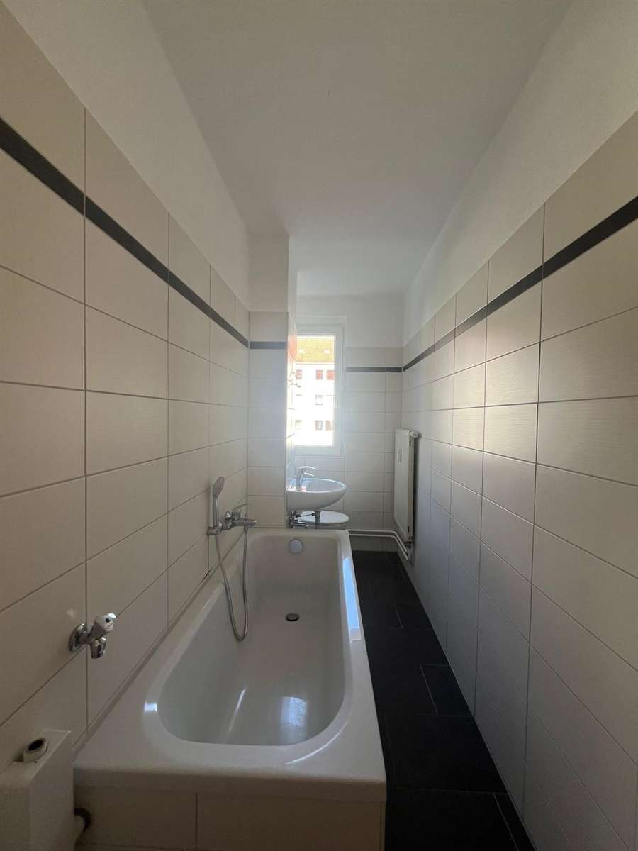 Thumbnail-Wohnung zum Mieten in Glauchau 275,00 € 45.59 m²