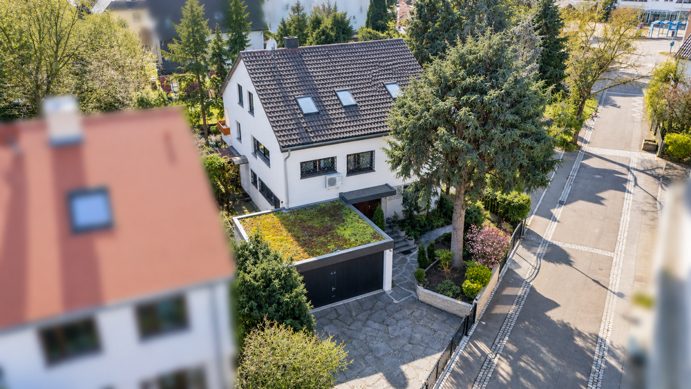 Thumbnail-Haus zum Kaufen in Korntal-Münchingen 970.000,00 € 295.8 m²