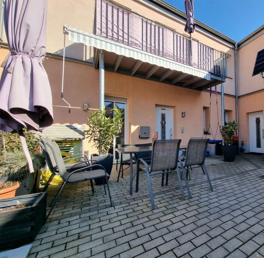 Thumbnail-Wohnung zum Kaufen in Baiersdorf 449.000,00 € 122 m²