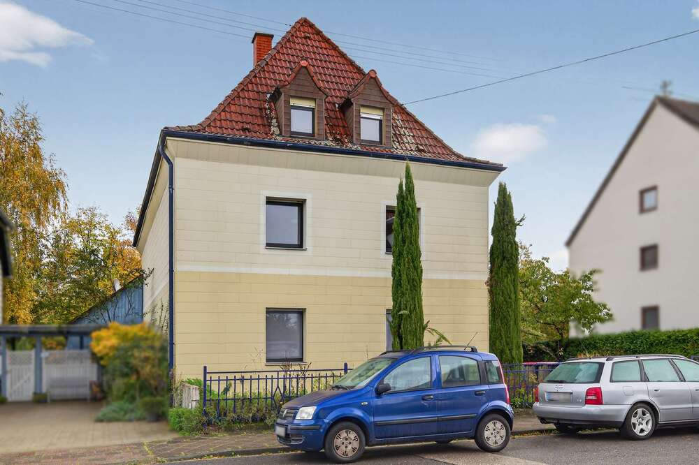 Thumbnail-Wohnung zum Kaufen in Karlsruhe Knielingen 319.000,00 € 87 m²