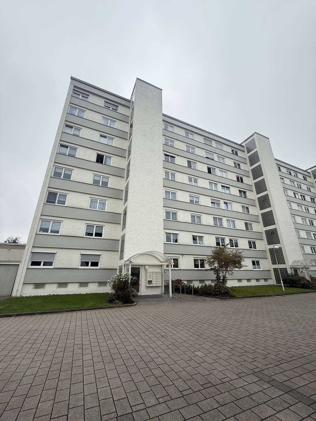 Thumbnail-Wohnung zum Kaufen in Neu-Ulm 275.000,00 € 67 m²