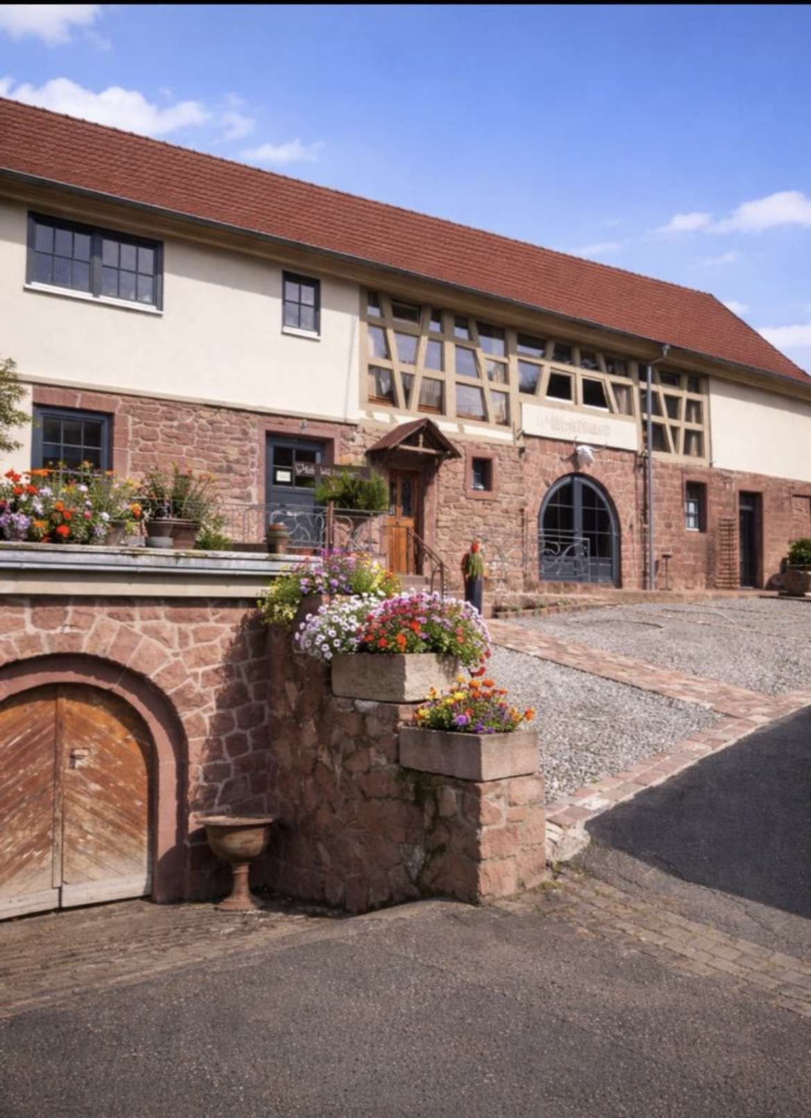 Thumbnail-Haus zum Kaufen in Mosbach 699.000,00 € 380 m²