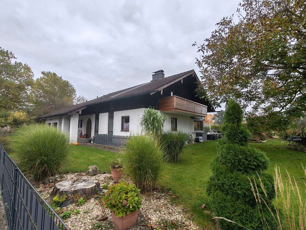 Thumbnail-Haus zum Kaufen in Waldkraiburg 629.000,00 € 157.1 m²