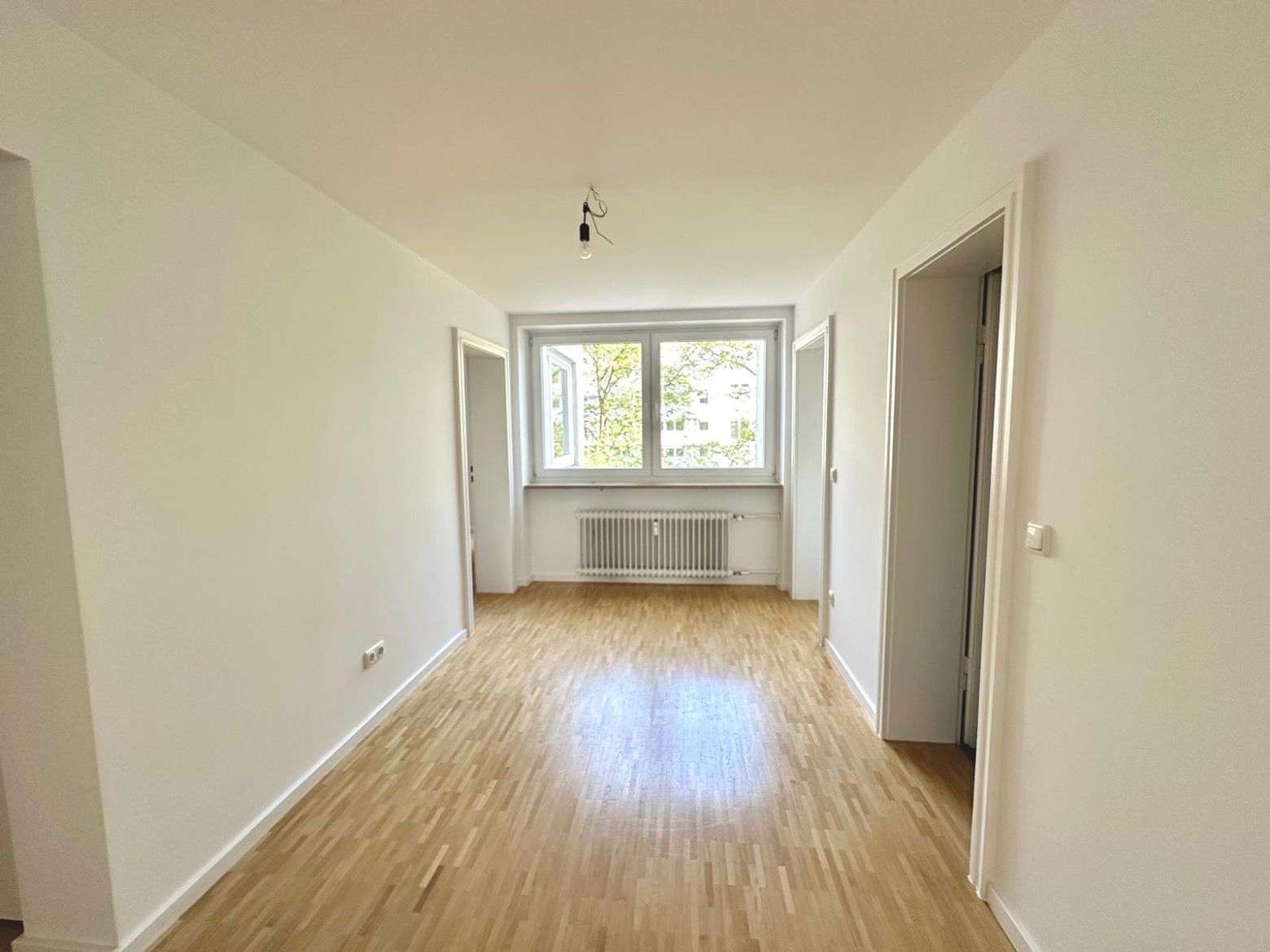 Thumbnail-Wohnung zum Mieten in München 1.600,57 € 90.53 m²