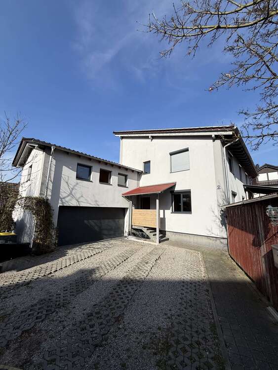 Thumbnail-Haus zum Kaufen in Elchesheim-Illingen 950.000,00 € 400 m²