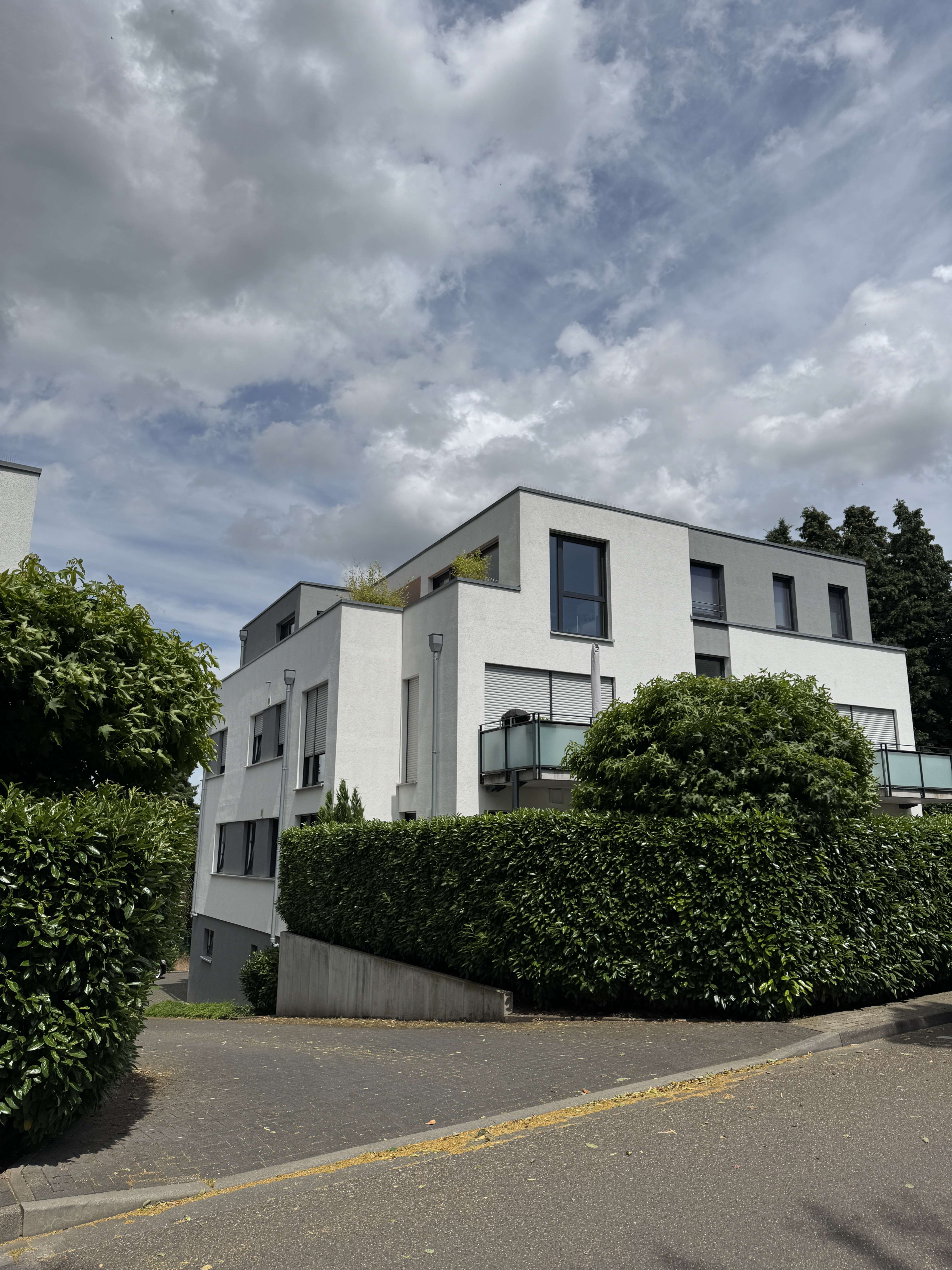 Thumbnail-Wohnung zum Mieten in Würselen 1.965,00 € 157 m²