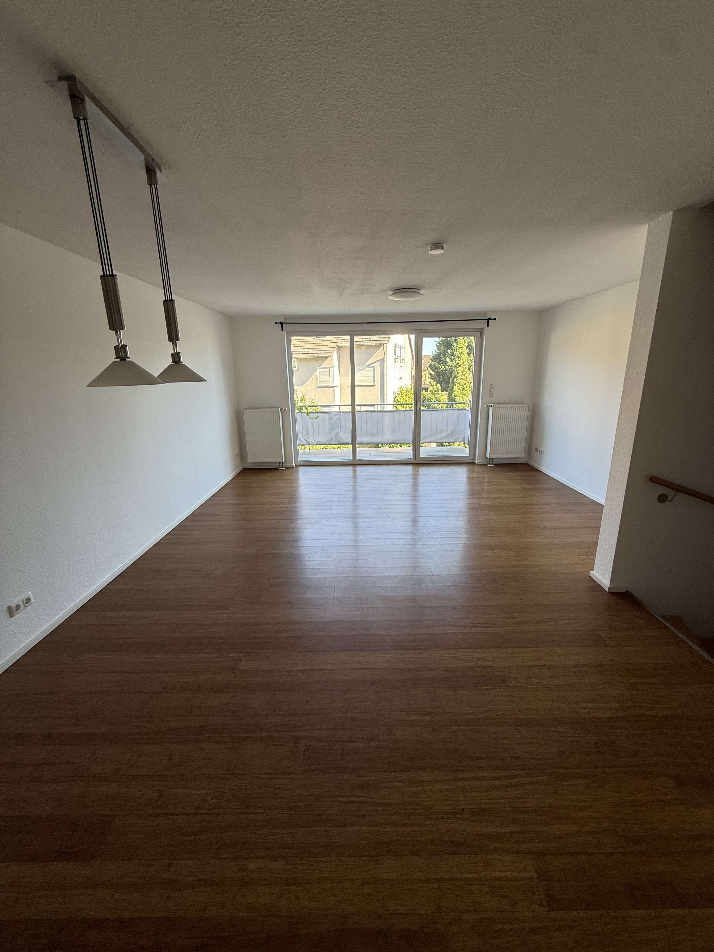 Thumbnail-Haus zum Mieten in Frankfurt am Main 2.480,00 € 135 m²