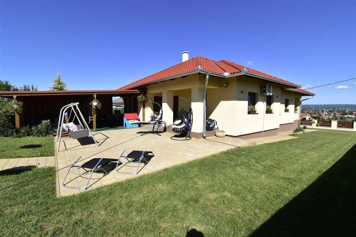 Thumbnail-Haus zum Kaufen in Alsópáhok 580.000,00 € 130 m²