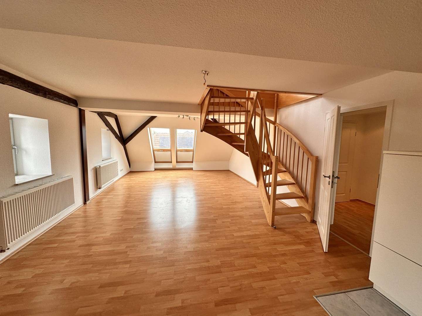 Thumbnail-Wohnung zum Mieten in Sinsheim-Hilsbach 950,00 € 94 m²