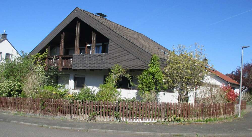 Thumbnail-Haus zum Kaufen in Bergisch Gladbach 686.000,00 € 200 m²