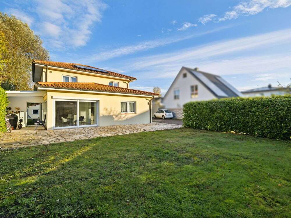 Thumbnail-Haus zum Kaufen in Hamburg 1.190.000,00 € 215 m²