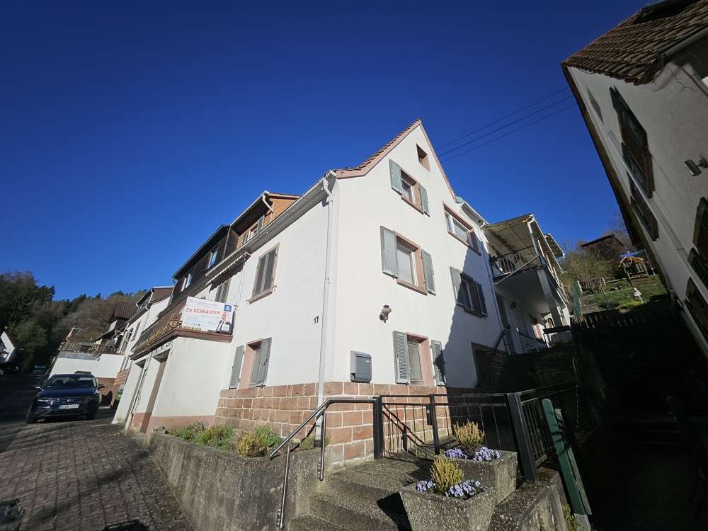 Thumbnail-Haus zum Kaufen in Elmstein 79.000,00 € 141 m²