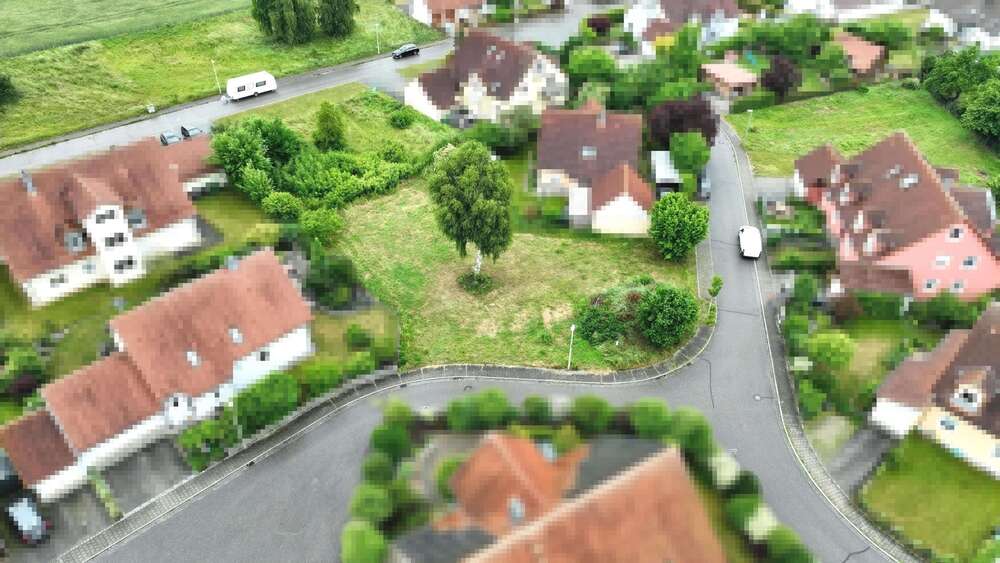 Thumbnail-Grundstück zu verkaufen in Zeitlarn 409.000,00 € 810 m²