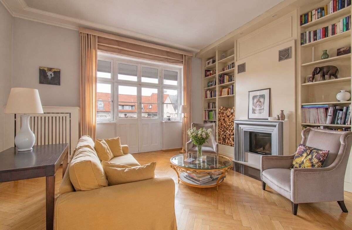 Thumbnail-Wohnung zum Kaufen in Hamburg 1.980.000,00 € 248 m²