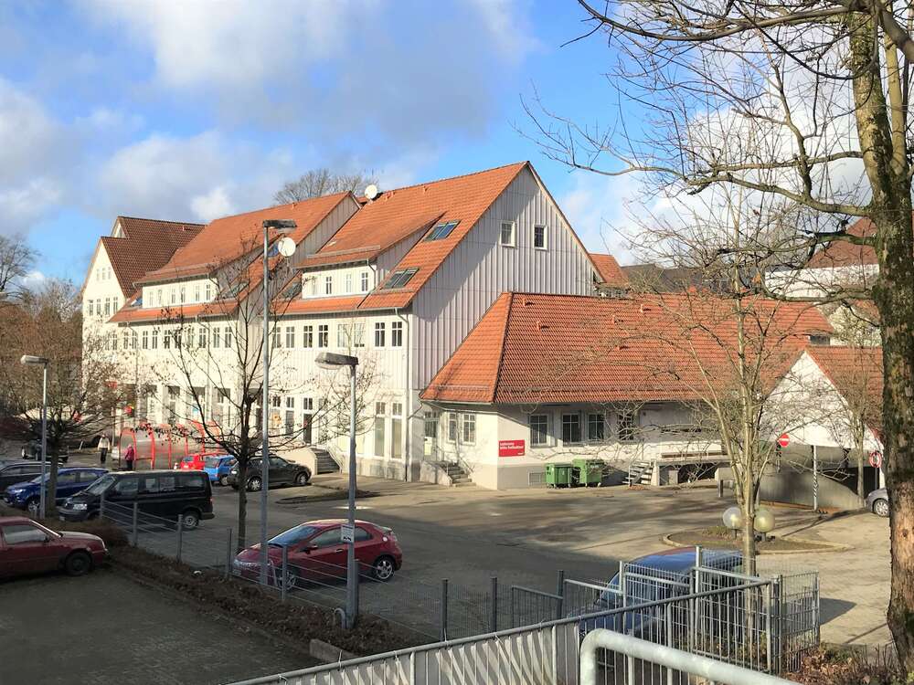 Thumbnail-Wohnung zum Mieten in Clausthal-Zellerfeld 570,00 € 94 m²