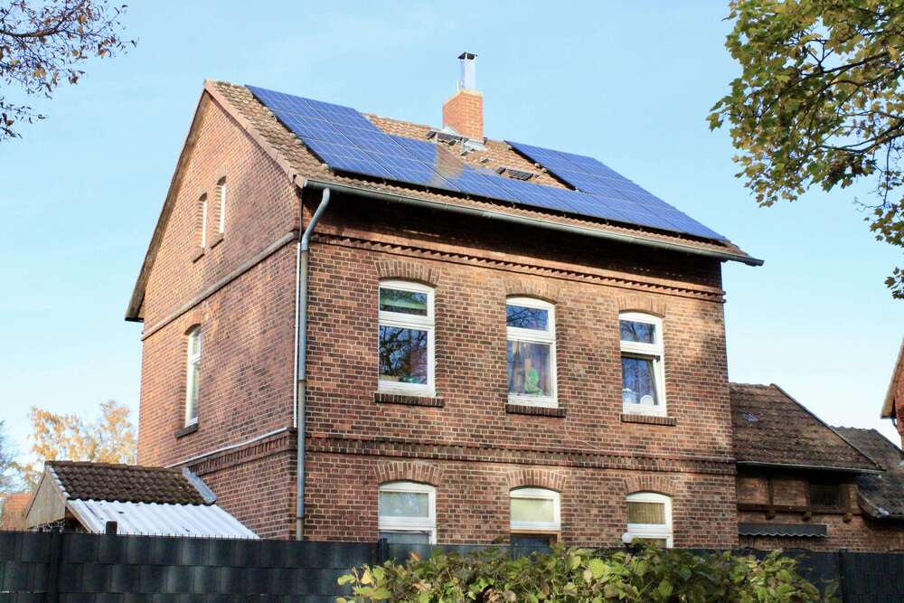 Thumbnail-Haus zum Kaufen in Wietze 295.000,00 € 156 m²