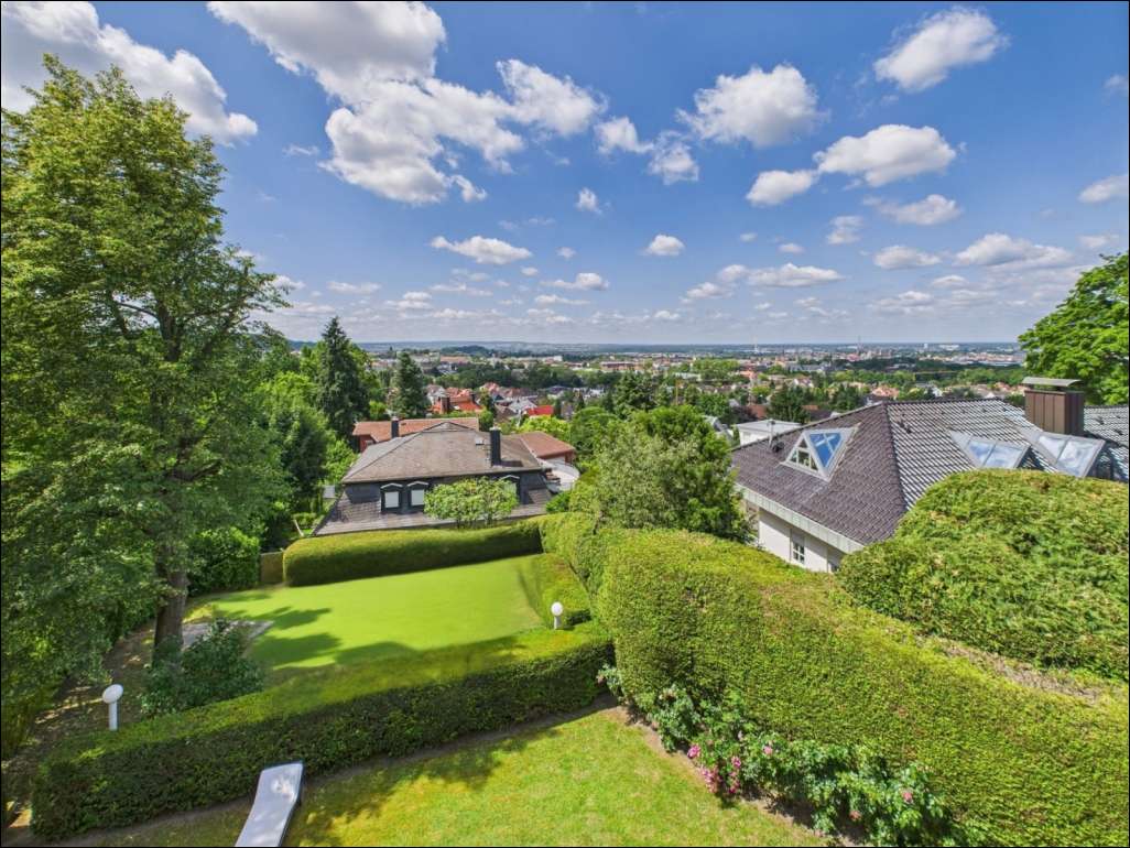 Thumbnail-Haus zum Kaufen in Aschaffenburg 1.890.000,00 € 318 m²