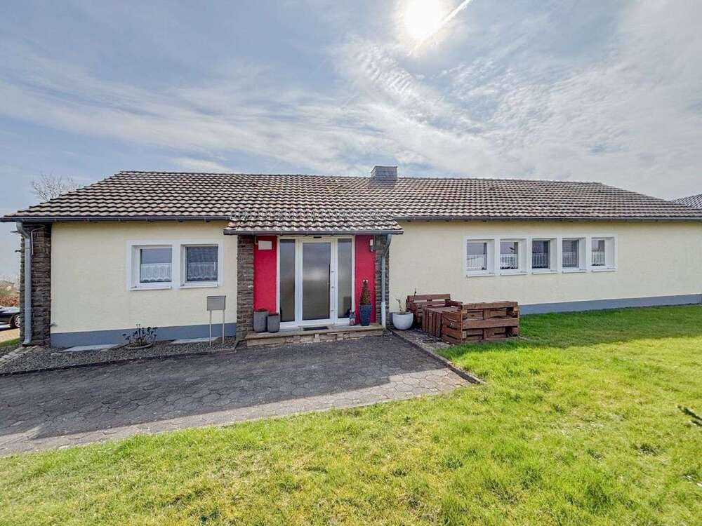 Thumbnail-Haus zum Kaufen in Blankenheim 299.000,00 € 146 m²