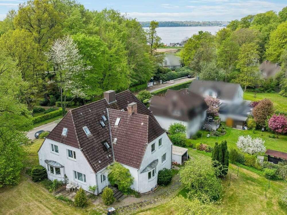 Thumbnail-Haus zum Kaufen in Heikendorf 1.350.000,00 € 404 m²