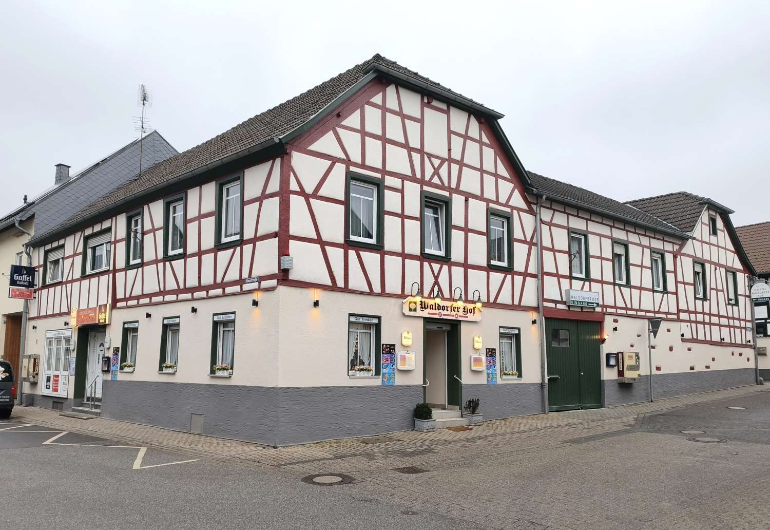 Thumbnail-Haus zum Kaufen in Waldorf 395.000,00 € 550 m²