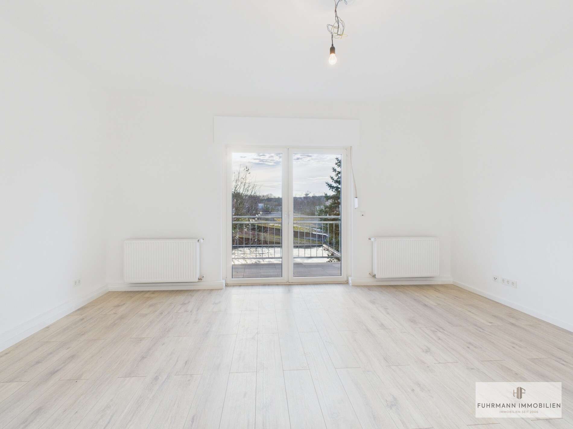 Thumbnail-Wohnung zum Mieten in Saarbrücken 1.000,00 € 98 m²
