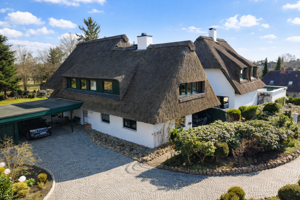 Thumbnail-Haus zum Kaufen in Seevetal 2.195.000,00 € 495.55 m²