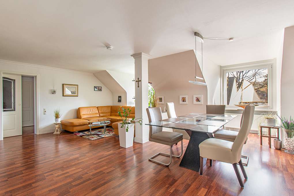 Thumbnail-Wohnung zum Kaufen in Hamburg 385.000,00 € 102.85 m²