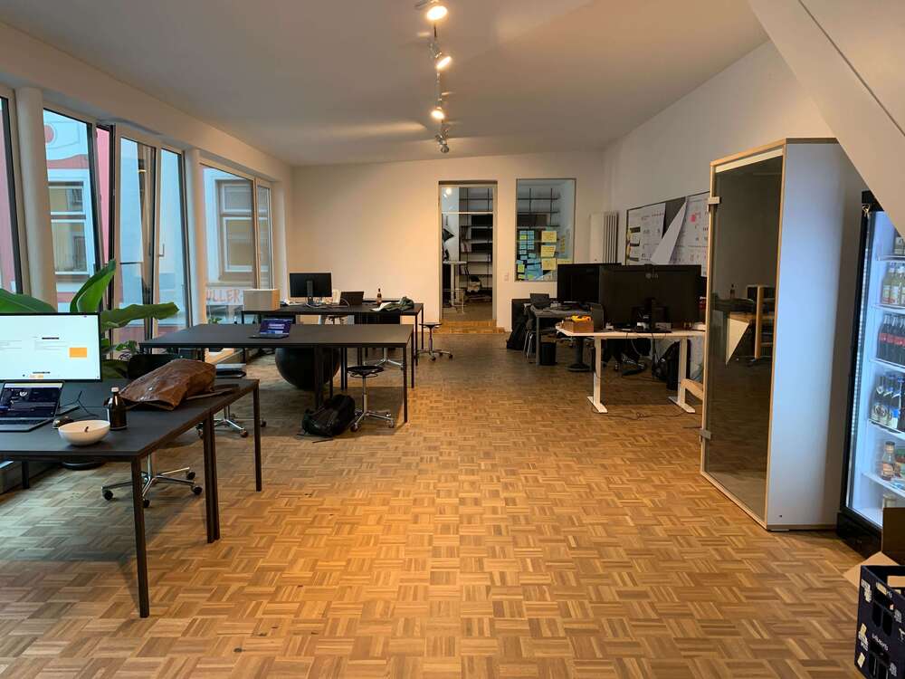 Thumbnail-Büro in München 300,00 € 4 m²