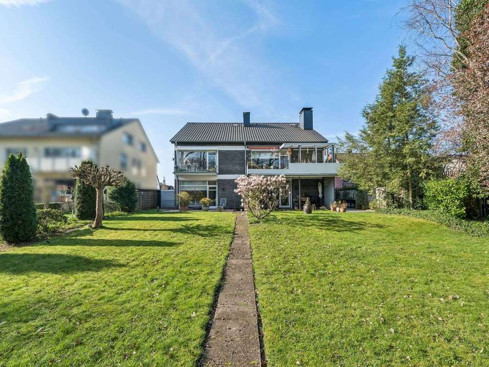 Thumbnail-Haus zum Kaufen in Hilden 2.250.000,00 € 472 m²