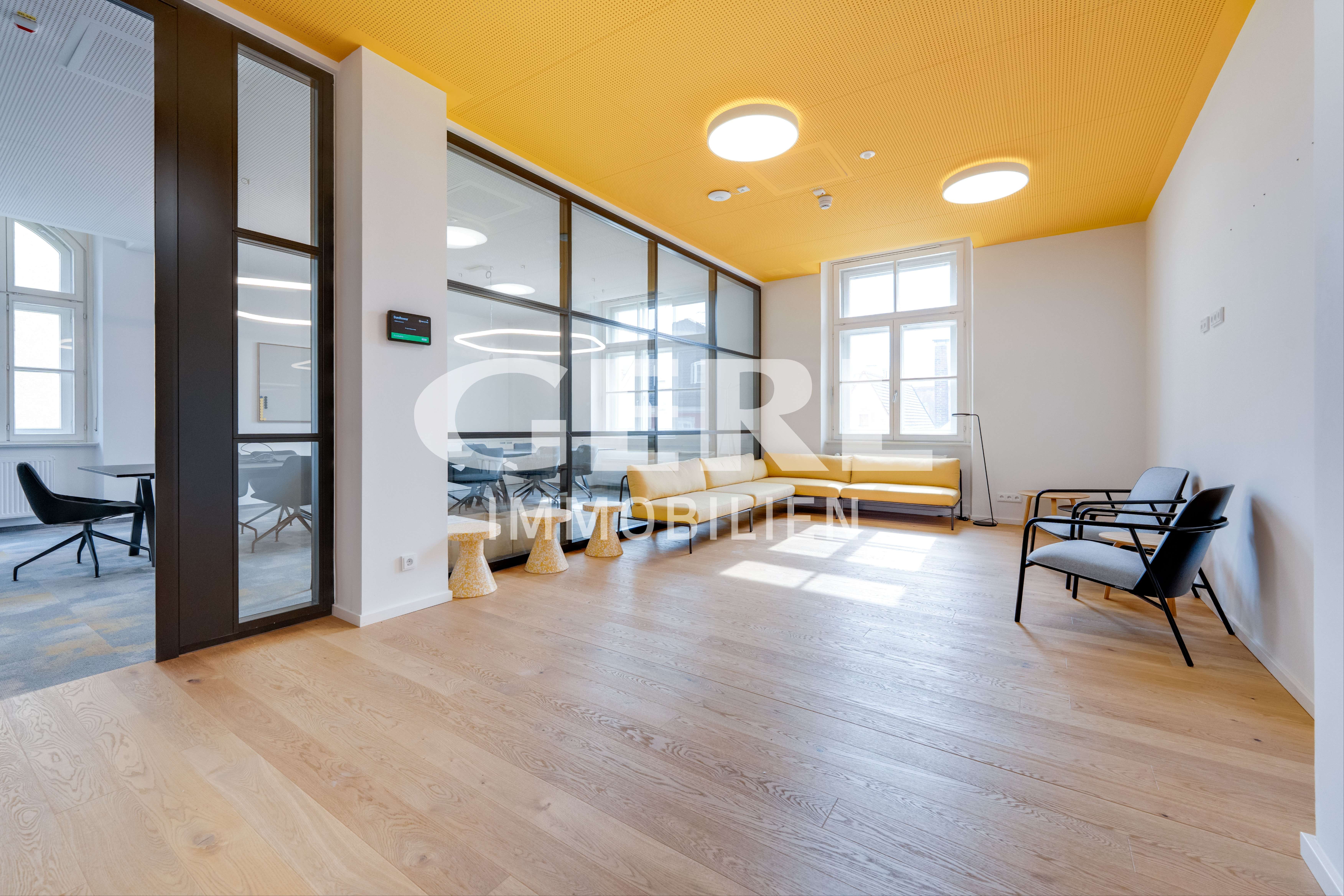 Thumbnail-Büro in Landshut 9.426,34 € 673.31 m²