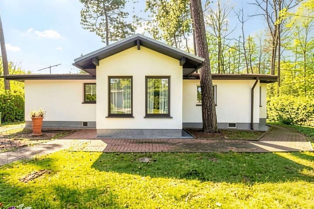 Thumbnail-Haus zum Kaufen in Brandis 325.000,00 € 119.29 m²