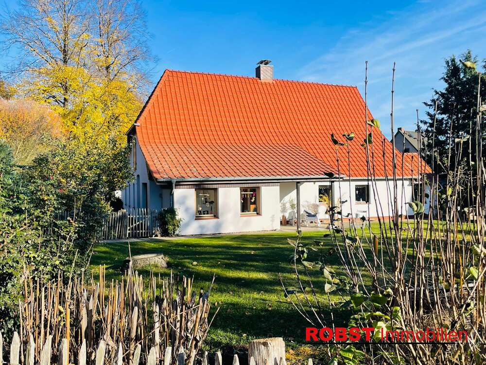 Thumbnail-Haus zum Kaufen in Roggenstorf 399.000,00 € 159.87 m²