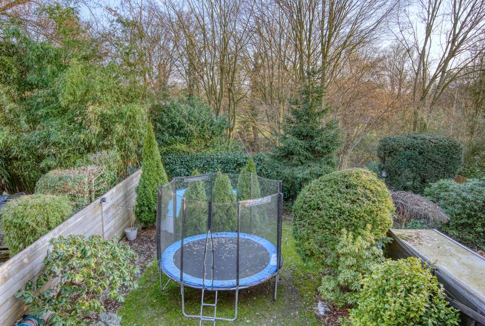 Thumbnail-Haus zum Kaufen in Düsseldorf 699.000,00 € 121.98 m²