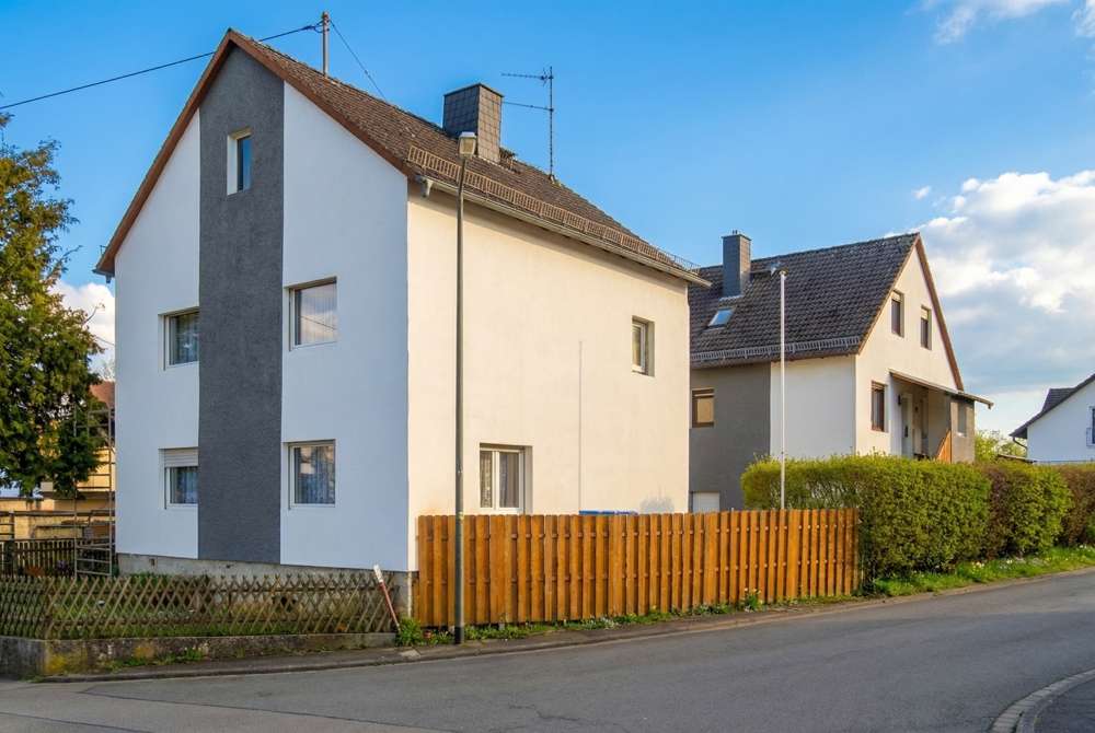 Thumbnail-Haus zum Kaufen in Dörsdorf 359.000,00 € 260 m²