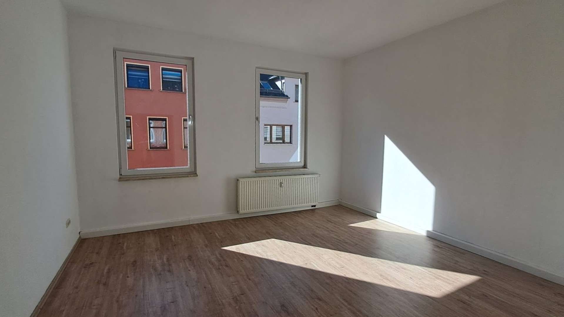 Thumbnail-Wohnung zum Mieten in Crimmitschau 450,00 € 76 m²